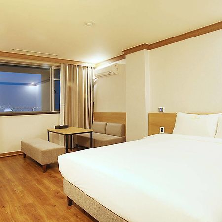 Dawn Beach Hotel Busan Esterno foto
