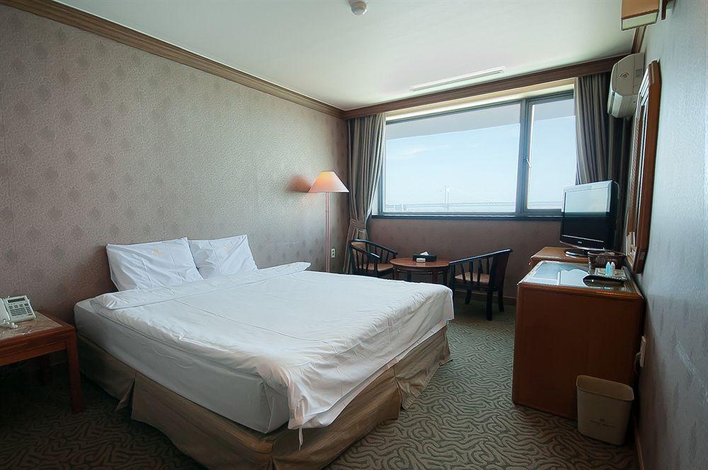 Dawn Beach Hotel Busan Esterno foto