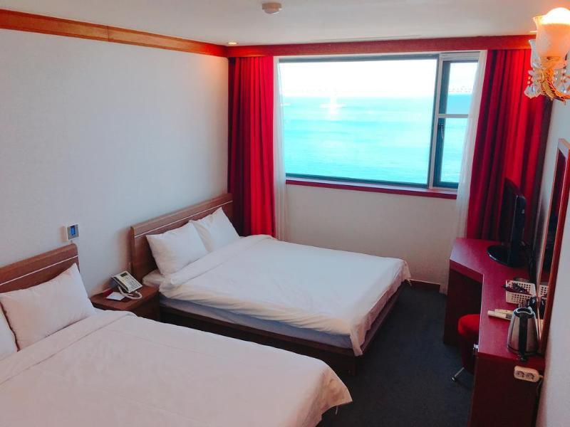 Dawn Beach Hotel Busan Esterno foto