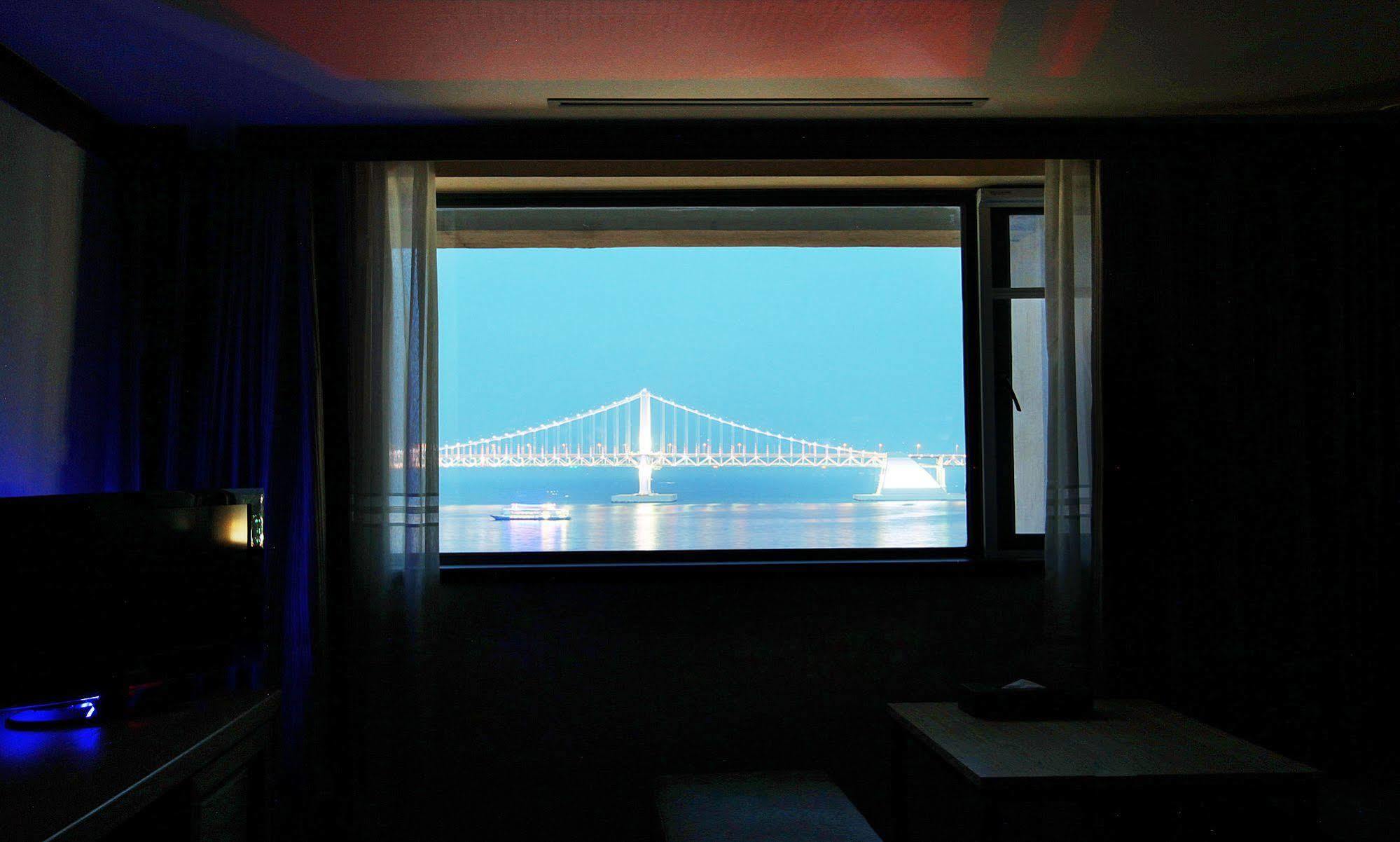Dawn Beach Hotel Busan Esterno foto