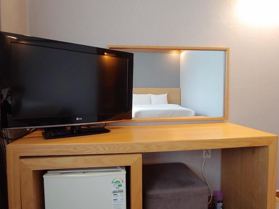 Dawn Beach Hotel Busan Esterno foto